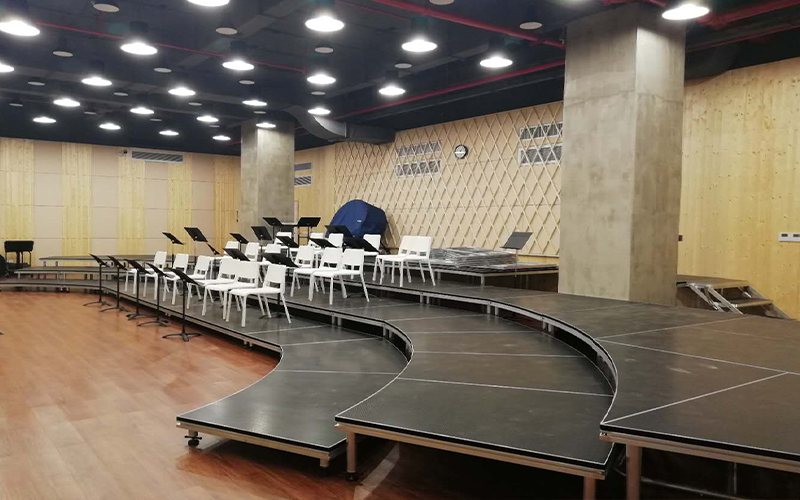 Metropolitan Concert Hall Fan-Shaped Tiered Stage